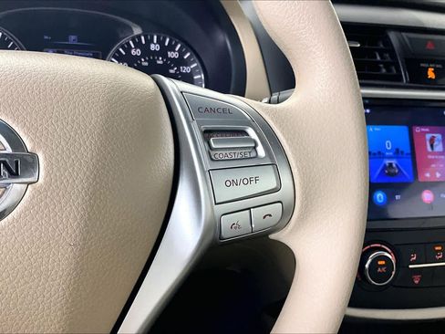 Used 2016 Nissan Altima 2.5 S w/ Power Driver Seat Package image 24