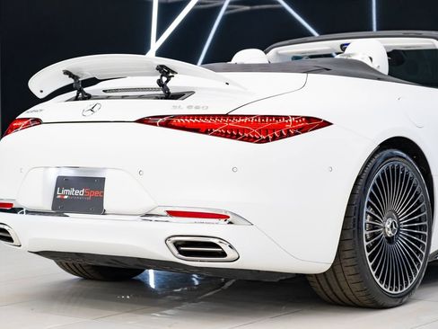 Used 2026 Mercedes-Benz Maybach SL 680 image 18