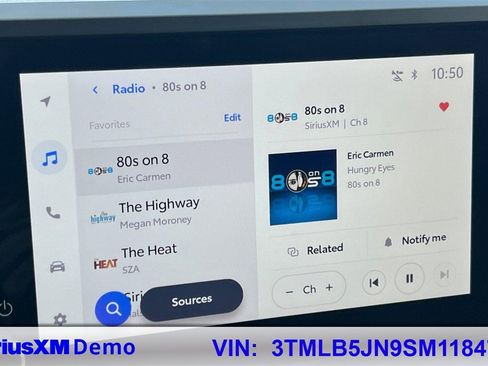 Certified 2025 Toyota Tacoma SR5 image 31