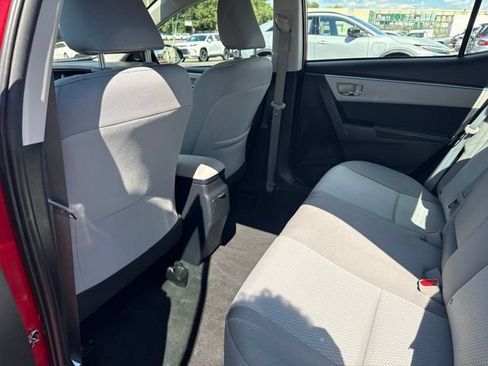 Used 2016 Toyota Corolla LE FWD image 29