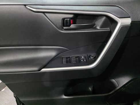 Used 2024 Toyota RAV4 LE AWD/4WD image 10