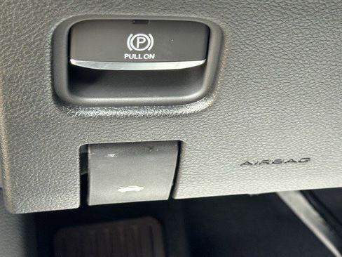 New 2025 Jeep Grand Cherokee L Altitude image 13