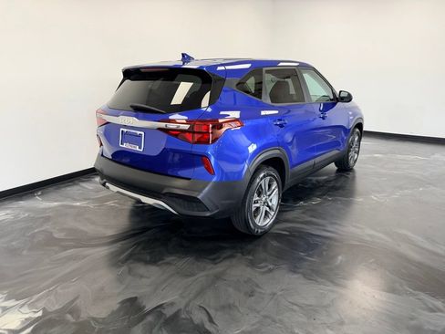 Used 2023 Kia Seltos LX AWD/4WD image 22