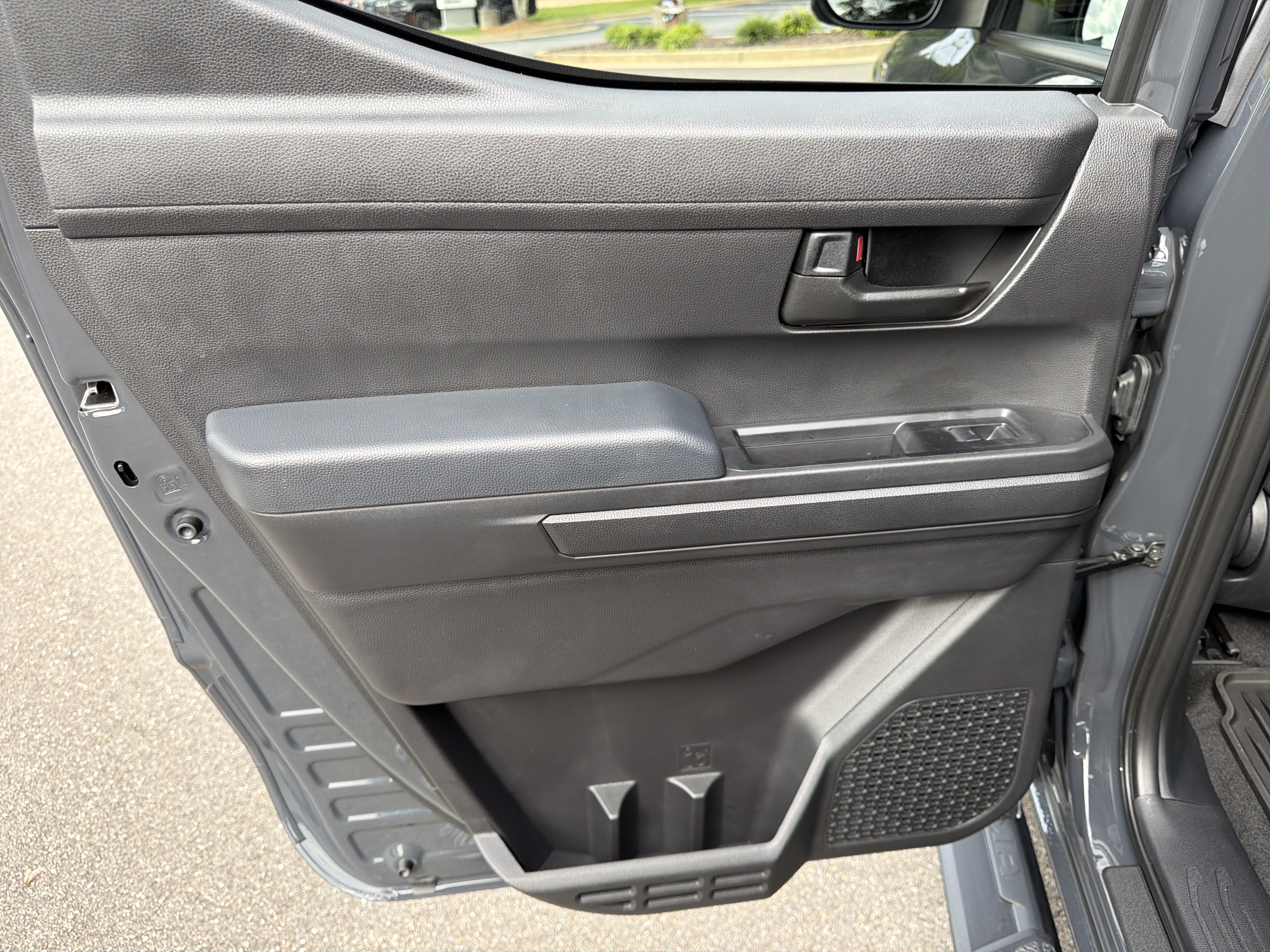 Used 2026 Toyota Tacoma SR5 AWD/4WD image 21