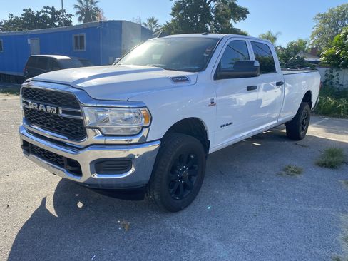 Used 2021 RAM 2500 Tradesman image 2