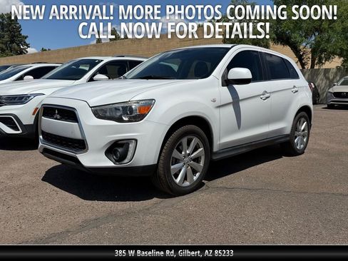 Used 2015 Mitsubishi Outlander Sport SE FWD image 1