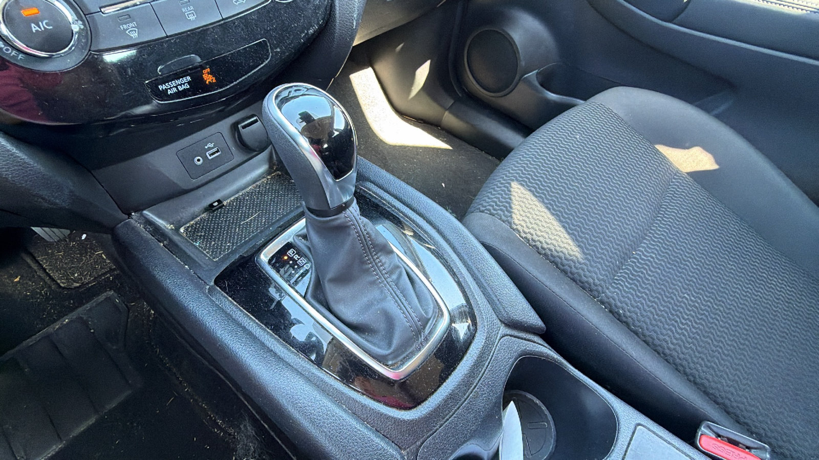 Used 2022 Nissan Rogue Sport S FWD image 30