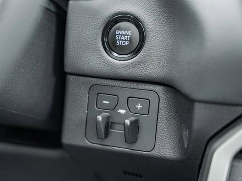 Used 2025 Toyota Tundra Limited image 28