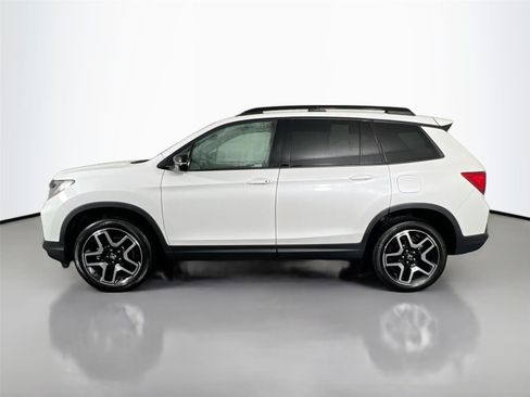 Used 2023 Honda Passport Elite image 3