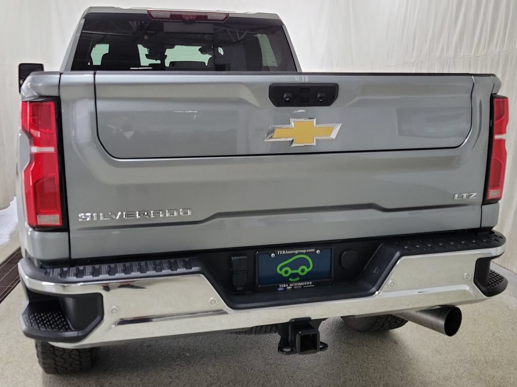 Certified 2024 Chevrolet Silverado 2500 LTZ w/ LTZ Plus Package AWD/4WD image 4
