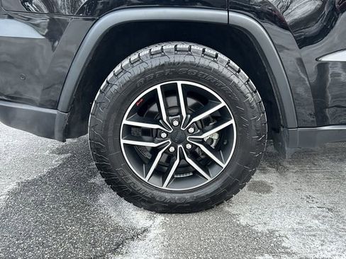 Certified 2021 Jeep Grand Cherokee Trailhawk w/ Trailhawk Luxury Group image 12