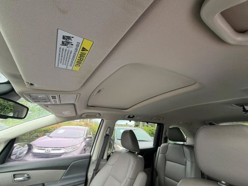 Used 2015 Honda Odyssey EX-L image 32
