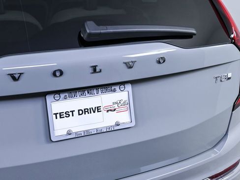 New 2026 Volvo XC90 T8 Plus w/ Protection Package image 39