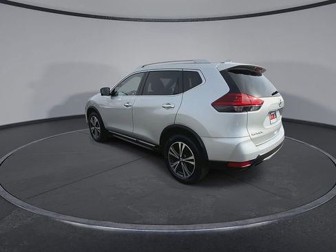 Used 2018 Nissan Rogue SL AWD/4WD image 6