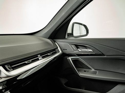 New 2026 BMW X1 xDrive28i w/ Technology Package AWD/4WD image 26