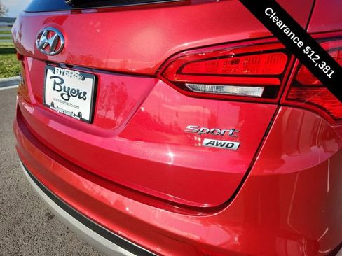 Used 2017 Hyundai Santa Fe Sport image 12