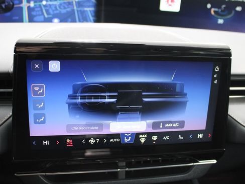 New 2026 Lincoln Nautilus Premier image 49