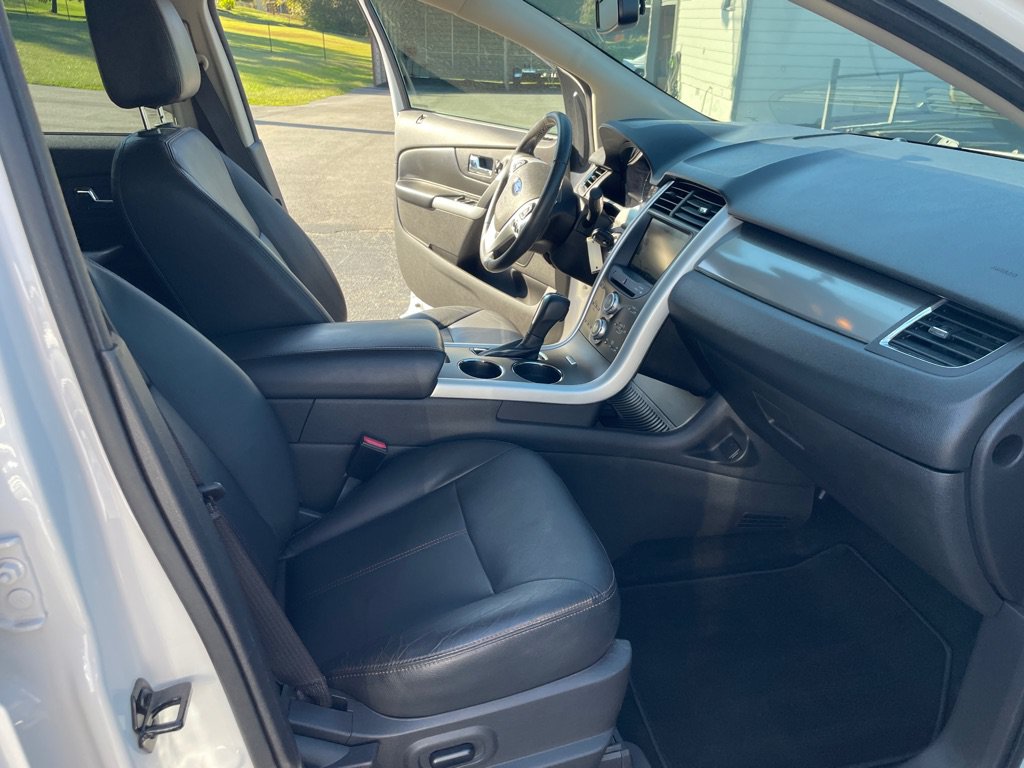 Used 2013 Ford Edge SEL AWD/4WD image 22