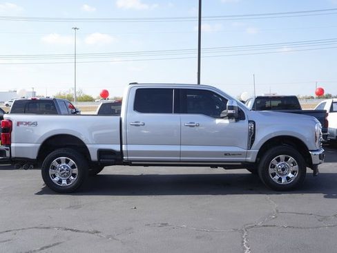 Certified 2024 Ford F350 Lariat w/ Lariat Ultimate Package image 5