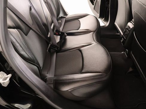 Used 2025 Jeep Compass Latitude image 14