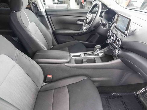 Used 2025 Nissan Sentra SV image 15