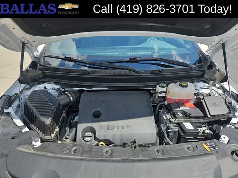 Used 2022 Buick Enclave Essence w/ Sport Touring Edition FWD image 30