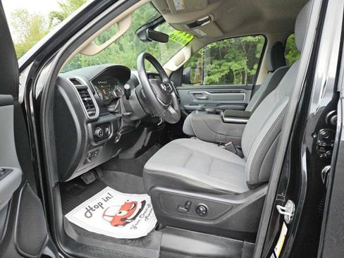 Used 2020 RAM 1500 Big Horn AWD/4WD image 18