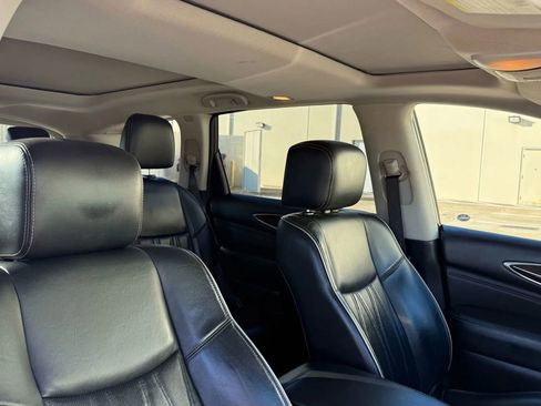 Used 2016 INFINITI QX60 FWD w/ Deluxe Technology Package image 19