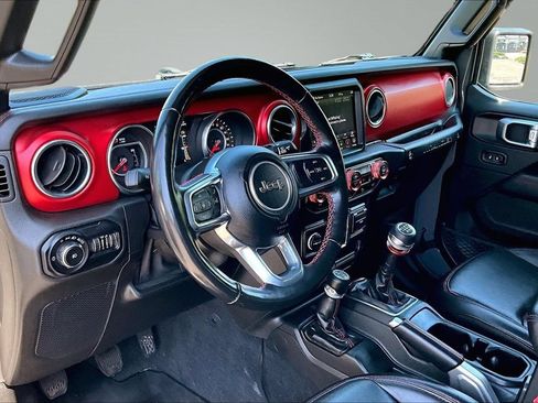 Used 2021 Jeep Wrangler Unlimited Rubicon AWD/4WD image 11