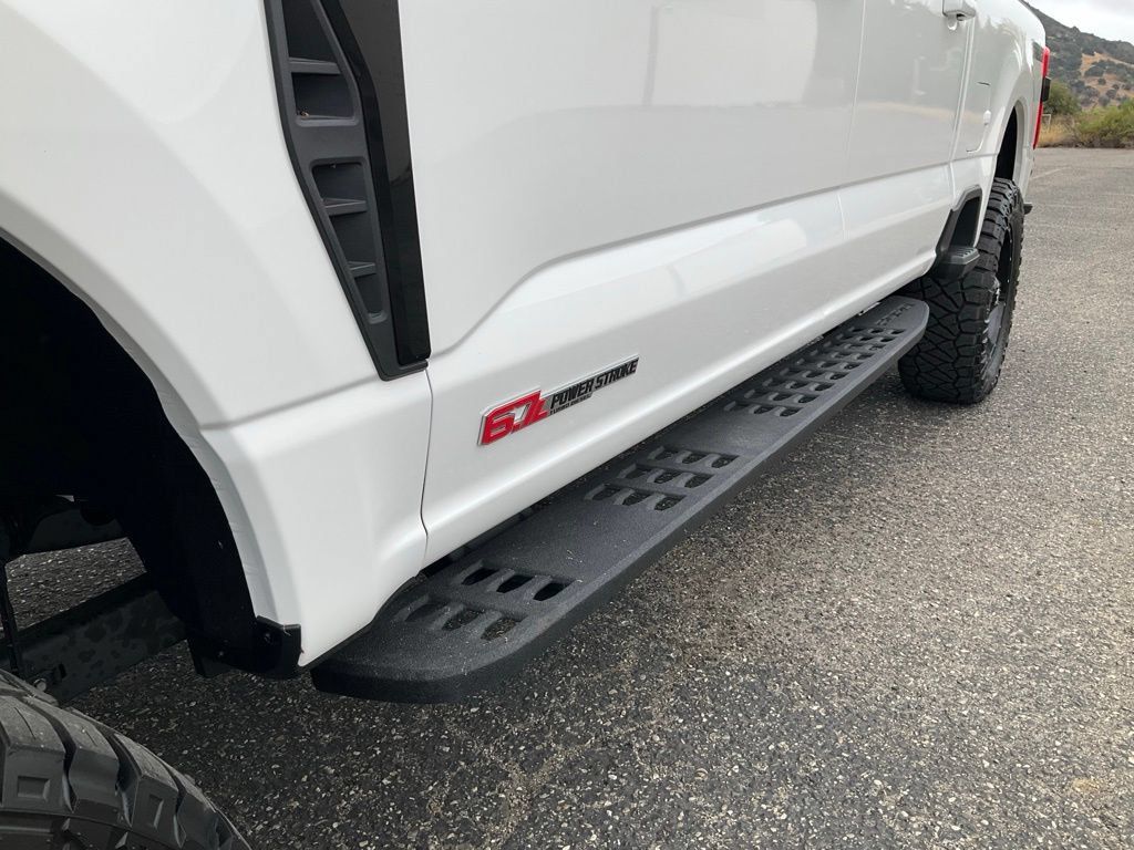 New 2025 Ford F250 Platinum w/ Tremor Off-Road Package AWD/4WD image 18