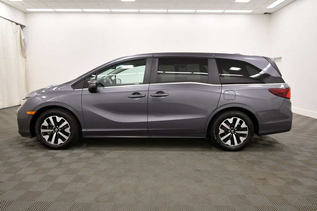 Certified 2025 Honda Odyssey EX-L image 4