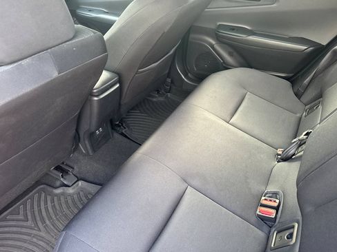 Used 2025 Toyota Prius LE FWD image 14
