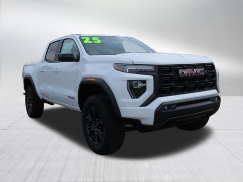New 2025 GMC Canyon Elevation w/ Convenience Package image 2