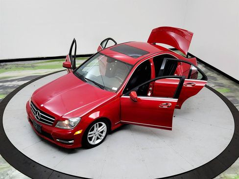 Used 2014 Mercedes-Benz C 300 4MATIC Sedan w/ Premium 1 Package image 35
