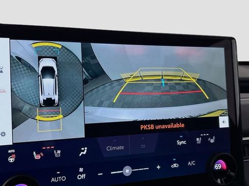 New 2026 Subaru Solterra image 14