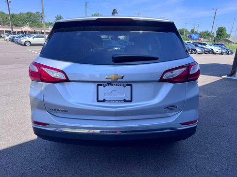Used 2018 Chevrolet Equinox LS FWD image 7