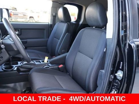 Used 2012 Toyota FJ Cruiser 4WD w/ Convenience Pkg image 16