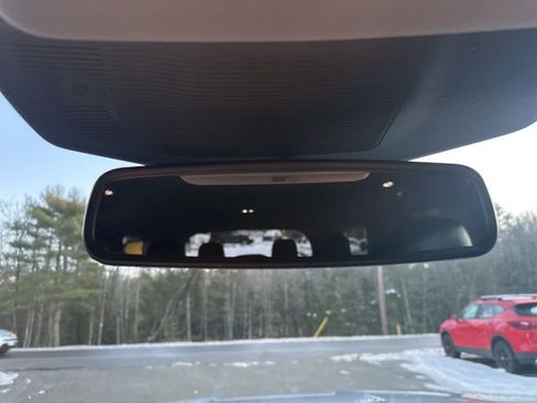 Used 2023 Ford Explorer Limited image 22