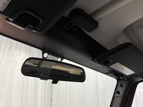 Used 2012 Jeep Wrangler Unlimited Sport AWD/4WD image 20