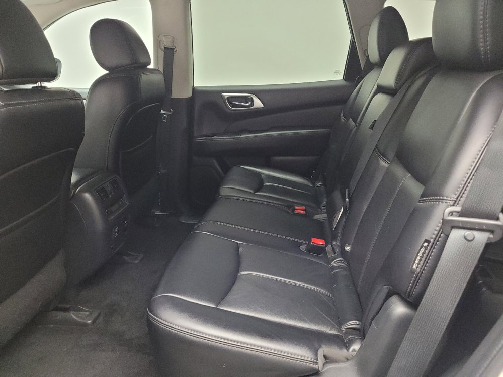 Used 2018 Nissan Pathfinder SL w/ Cargo Package AWD/4WD image 18