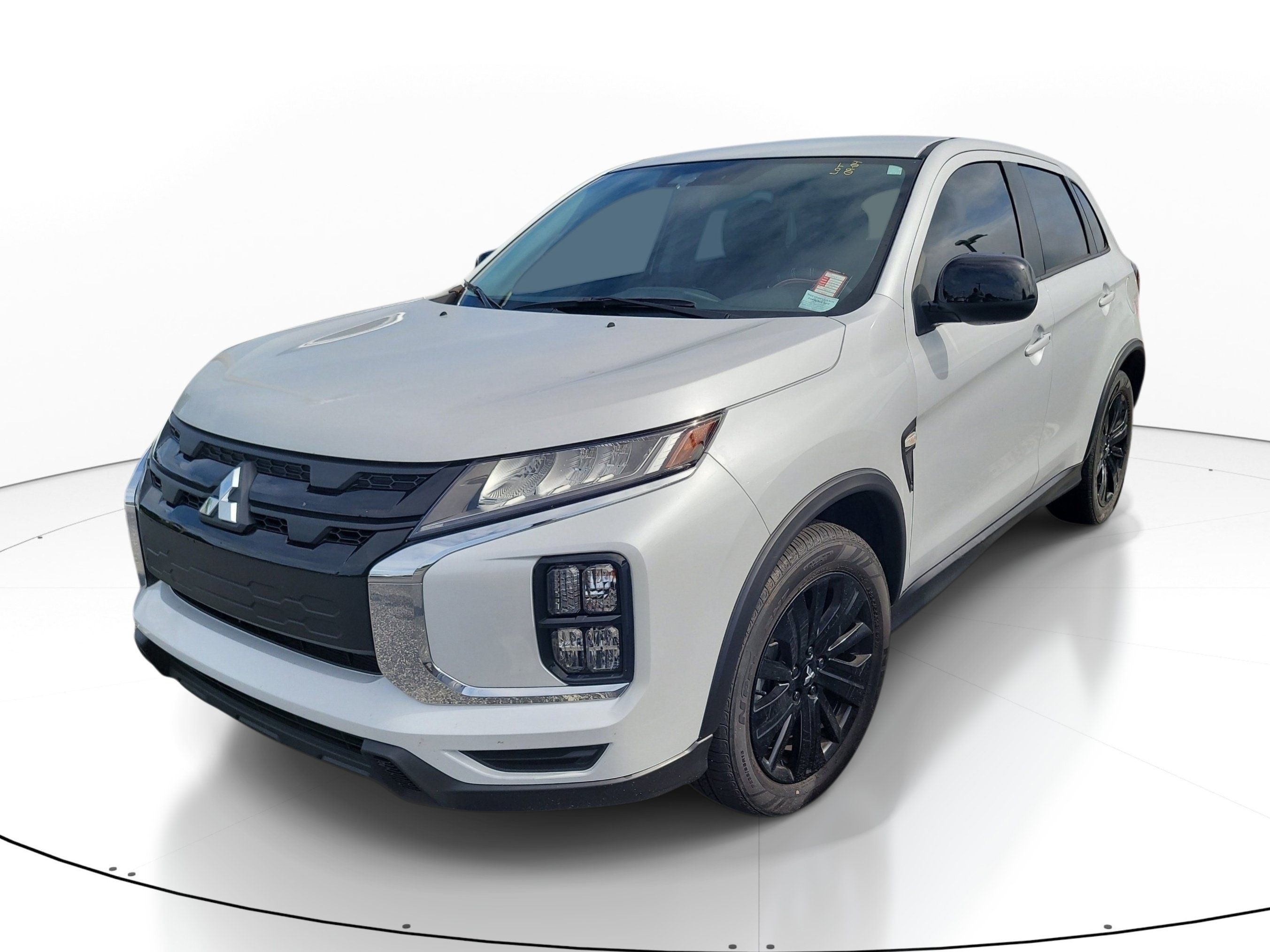 Used 2025 Mitsubishi Outlander Sport LE AWD/4WD image 3
