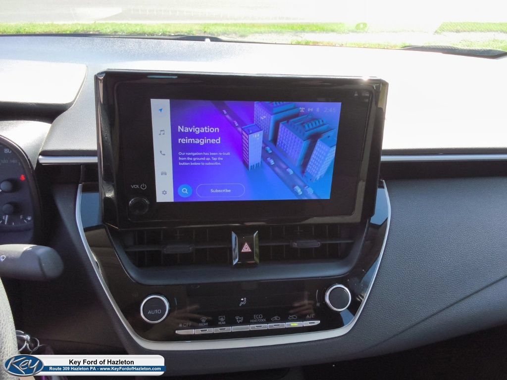 Used 2024 Toyota Corolla LE FWD image 27