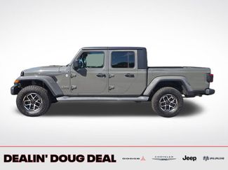 Used 2020 Jeep Gladiator Overland AWD/4WD video 2