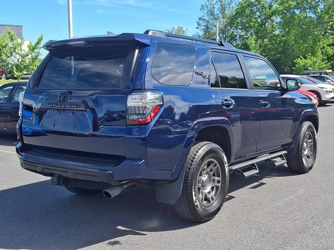 Used 2023 Toyota 4Runner TRD Off-Road Premium w/ Off Road Premium Plus Package AWD/4WD image 7