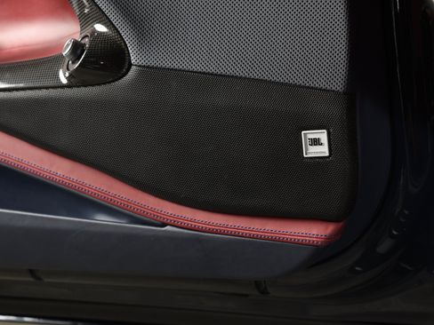 Used 2020 Ferrari 812 Superfast RWD image 29