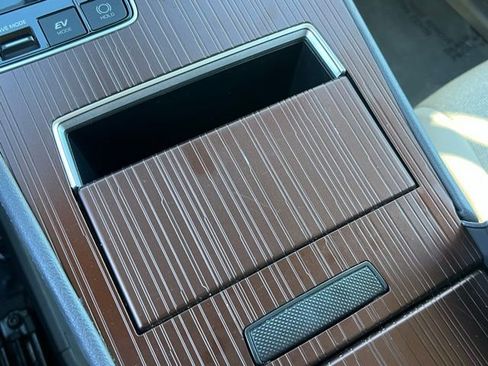 Certified 2024 Toyota Sienna LE image 33