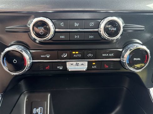 Used 2023 Ford F150 XLT w/ Equipment Group 302A High AWD/4WD image 19