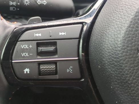 Used 2025 Honda CR-V Sport Touring image 21
