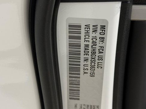 New 2025 Jeep Grand Cherokee Limited w/ Luxury Tech Group II image 28