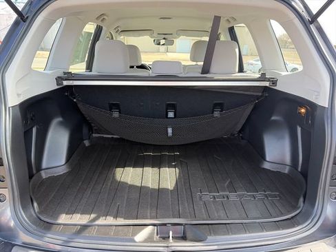 Used 2017 Subaru Forester 2.5i w/ Popular Package #2A AWD/4WD image 40